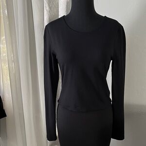 Babaton Black Long-Sleeve Crewneck Top